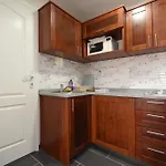 アパートホテル Duplex Oliva トレビニエ