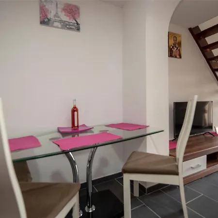 Duplex Oliva شقة فندقية تريبينيي